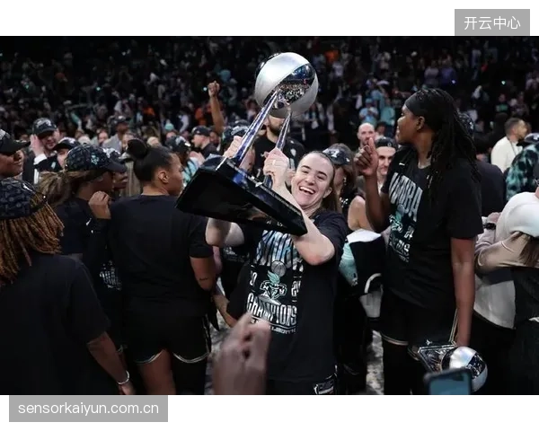Breanna Stewart持续输出MVP级别表现，带领纽约自由人队成为总冠军的有力争夺者。